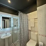 Hotel Misk & Tirana