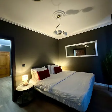 Misk & 5* Tirana