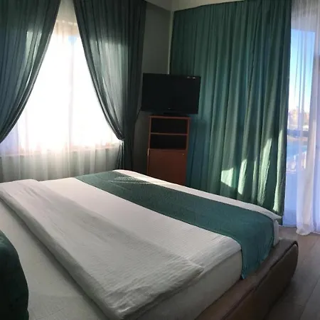 Hotel Misk & 5*